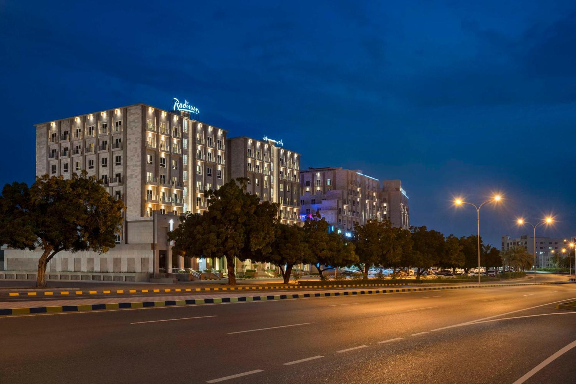 Radisson Hotel Muscat Panorama Exterior photo