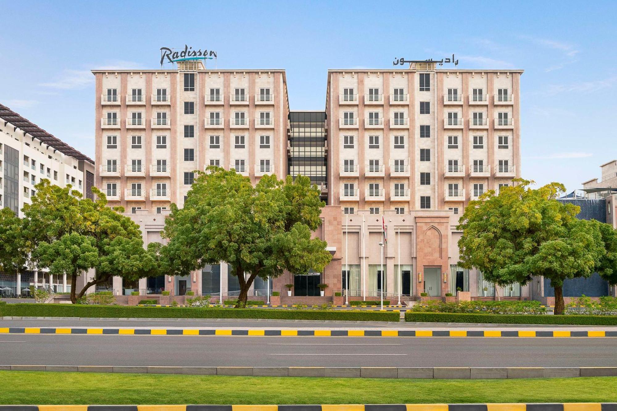 Radisson Hotel Muscat Panorama Exterior photo